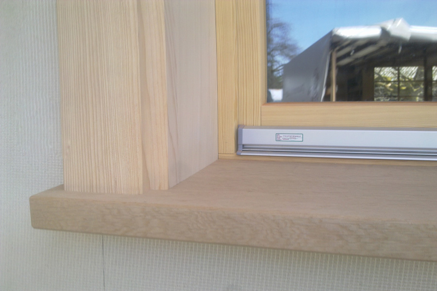 Holzfensterbank - witterungsbeständig behandelt, Quelle: Fensterbau Frommherz Holzfensterbank - witterungsbeständig behandelt, Quelle: Fensterbau Frommherz
